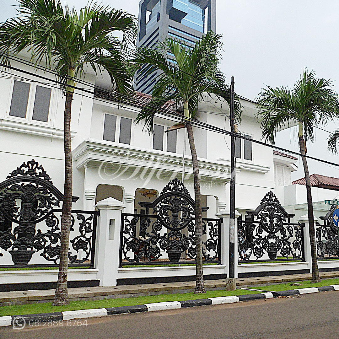 Pemasangan Pintu Pagar Railing Balkon 